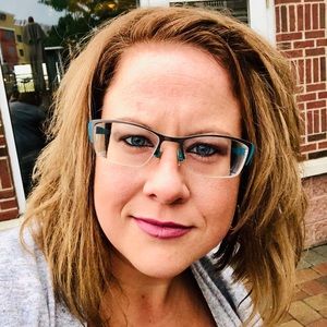 Meet your Posher, Linsey